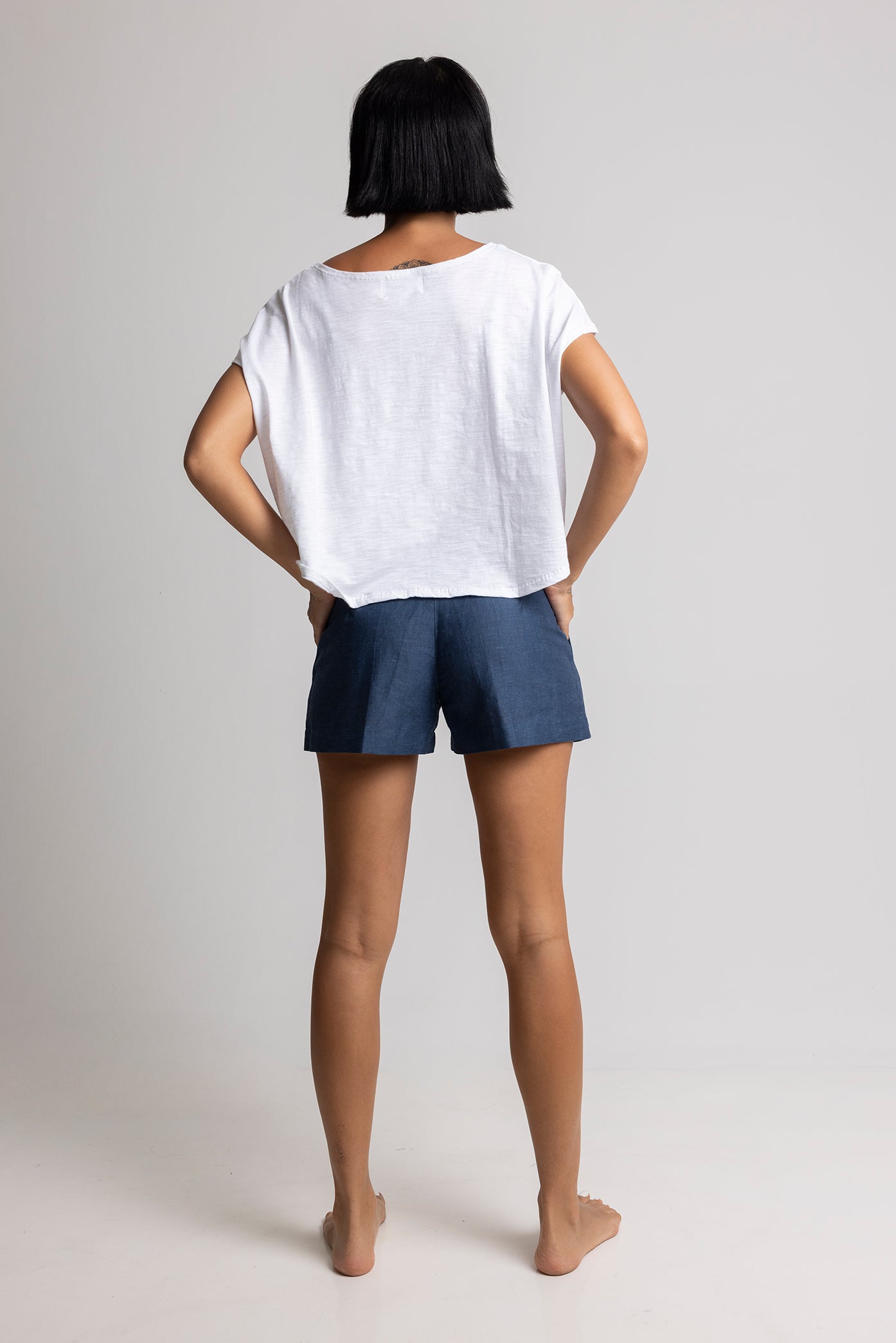 Tailored Low Waist Linen Shorts - MRS Lovejoy - Shorts -7