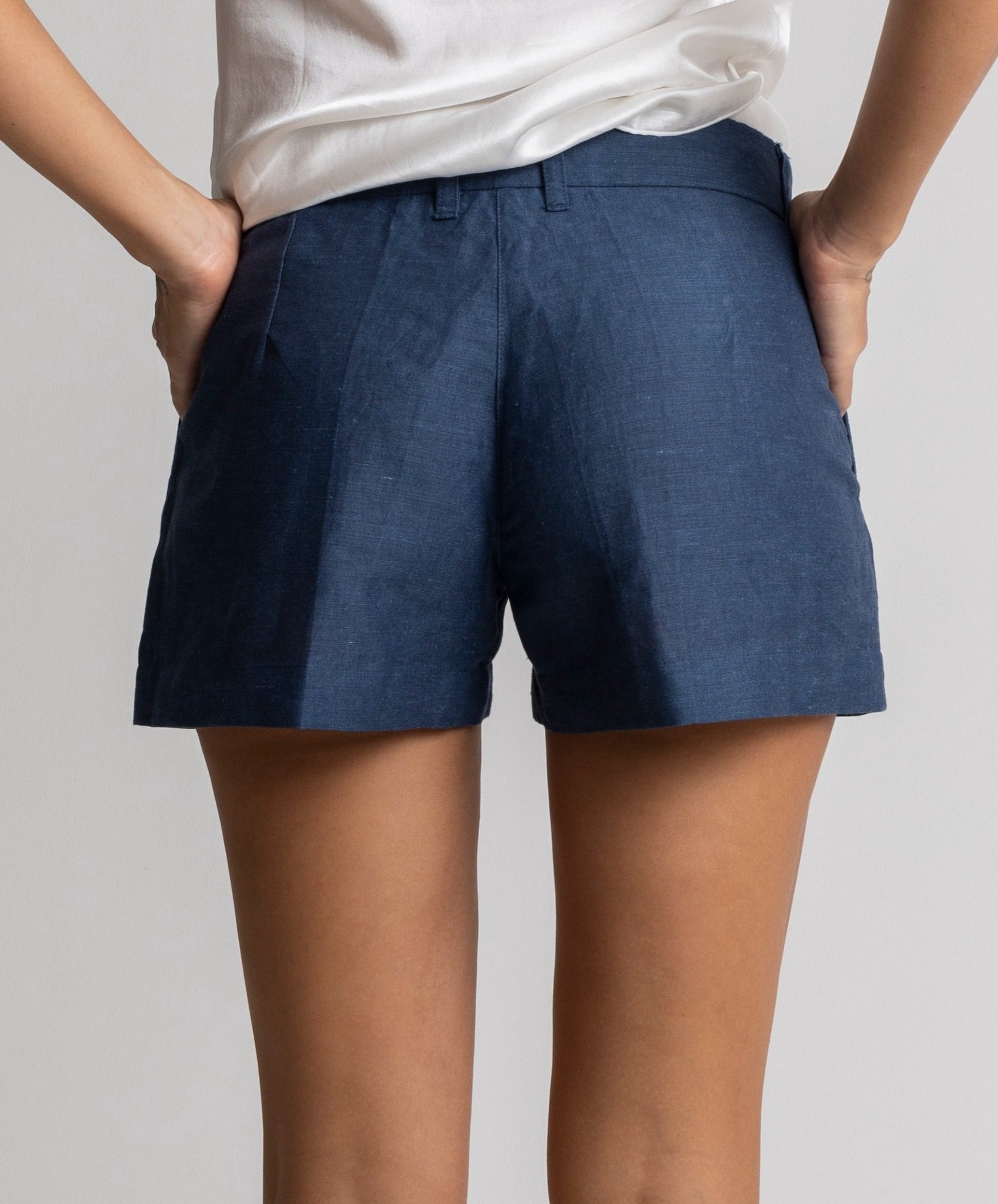 Tailored Low Waist Linen Shorts - MRS Lovejoy - Shorts -11