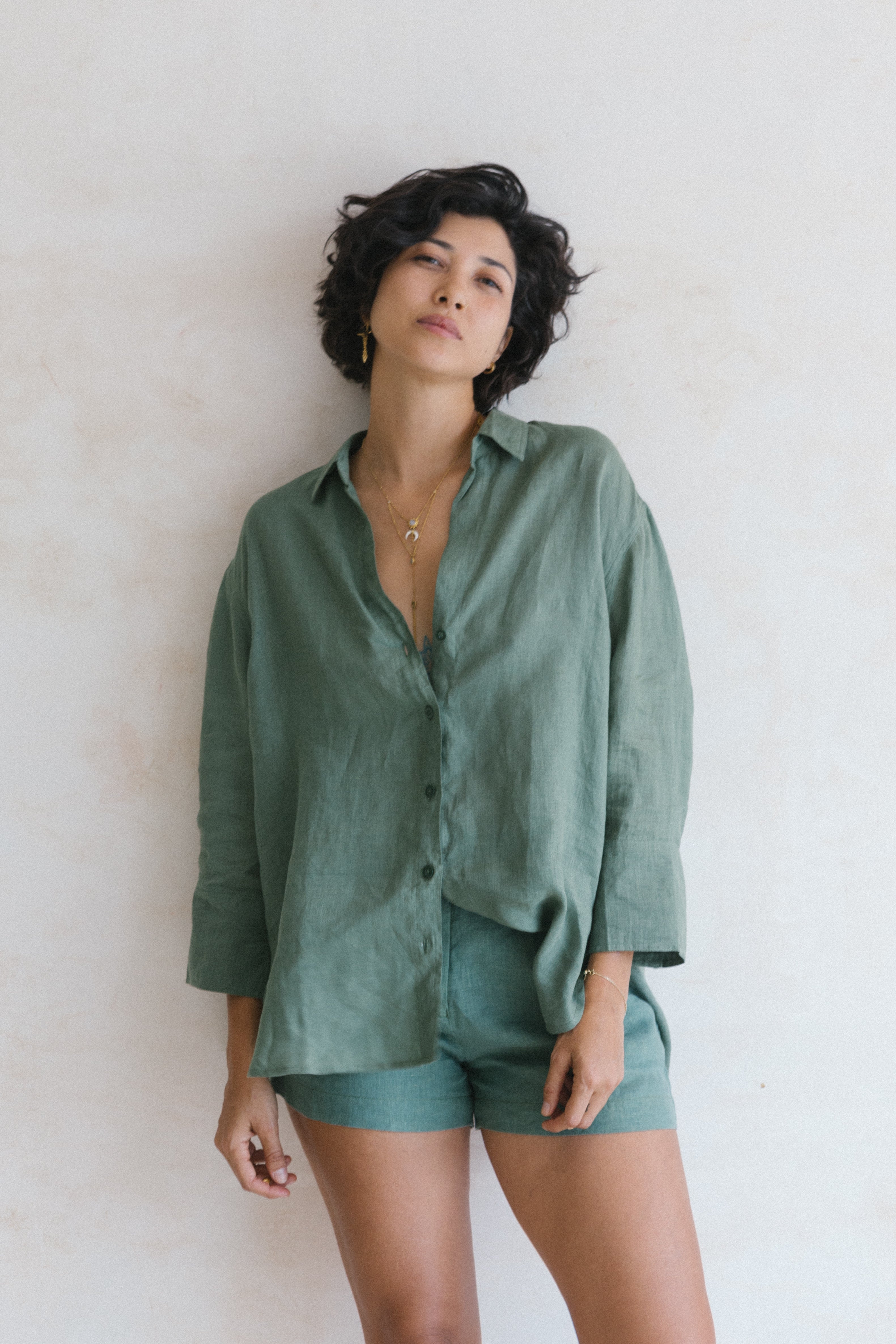 トップス NATURAL DYE LINEN SHIRT Loose fitting French Linen Shirt - Natural Dye – Lovejoy
