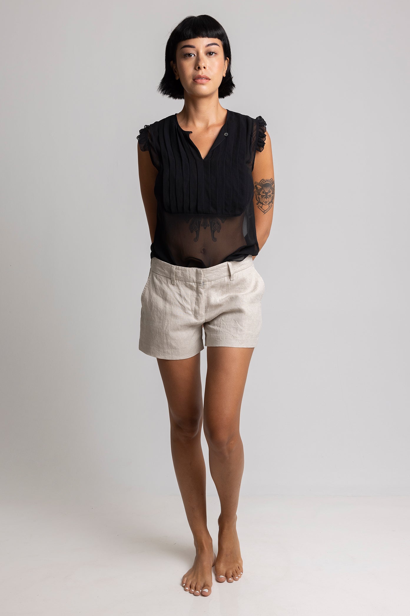Tailored Low Waist Linen Shorts - MRS Lovejoy - Shorts -14